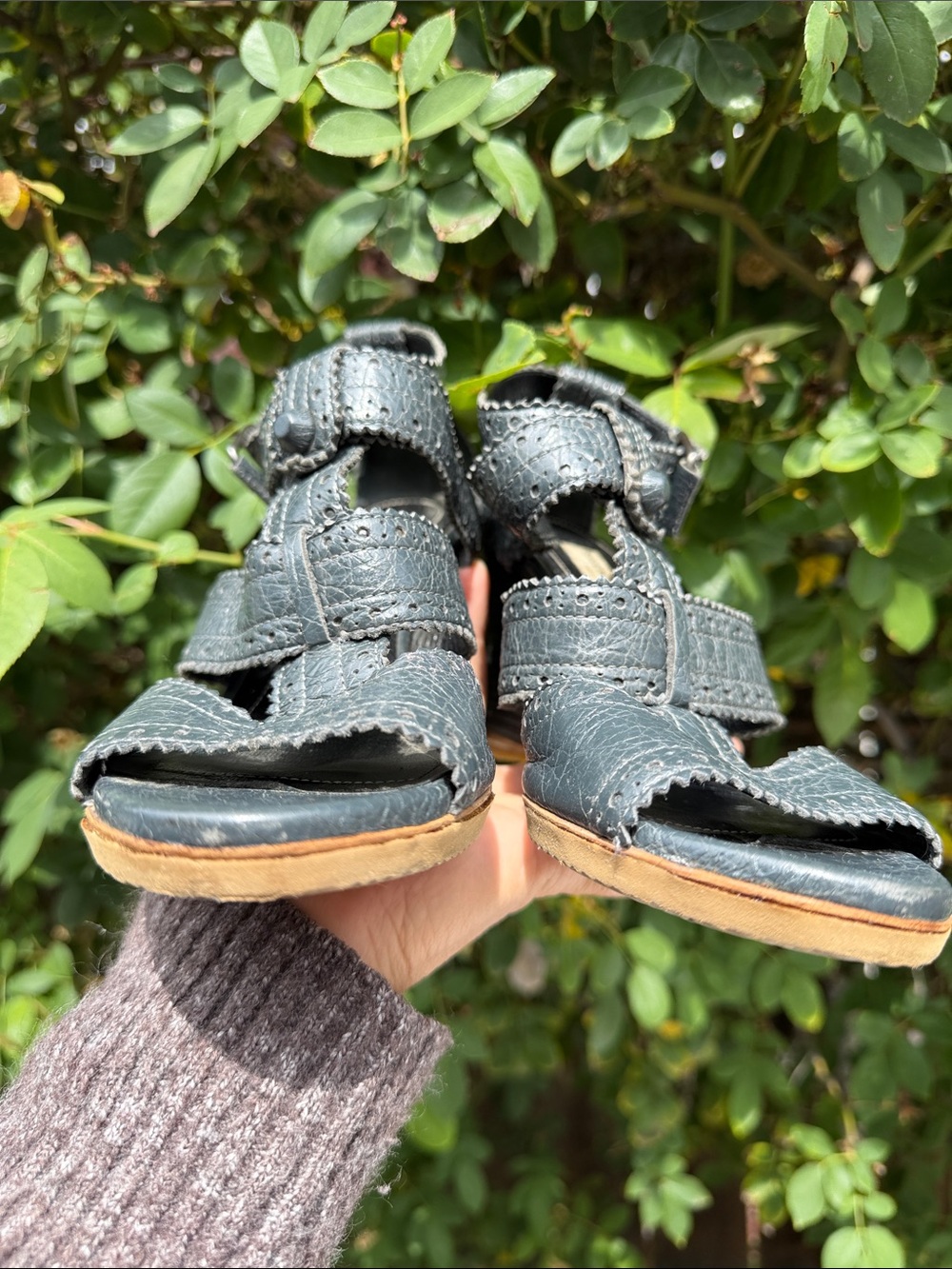 Balenciaga Leather Ankle Strap Wedge Sandals.size 37 1/2 - Picture 6 of 17